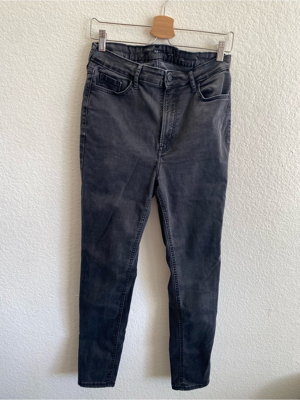 Black Extra High-Rise Rockstar Super Skinny Jeans